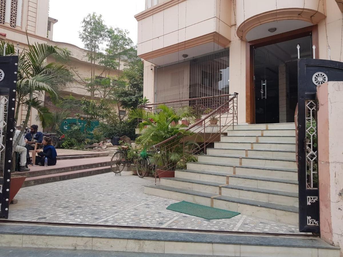 Hotel Haifa Varanasi Ngoại thất bức ảnh
